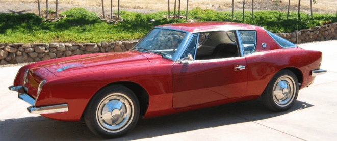 Studebaker Avanti