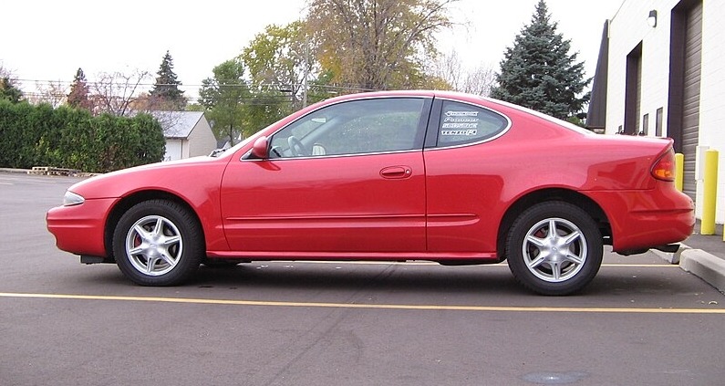 Oldsmobile Alero, краткая история, особенности 2 Oldsmobile Alero