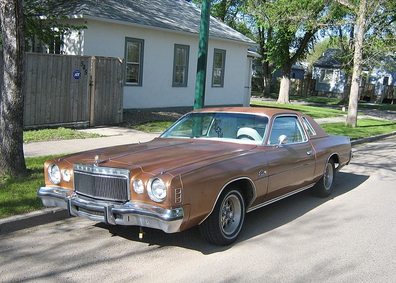 Chrysler Cordoba 1975-1979 годов выпуска 1 Chrysler Cordoba