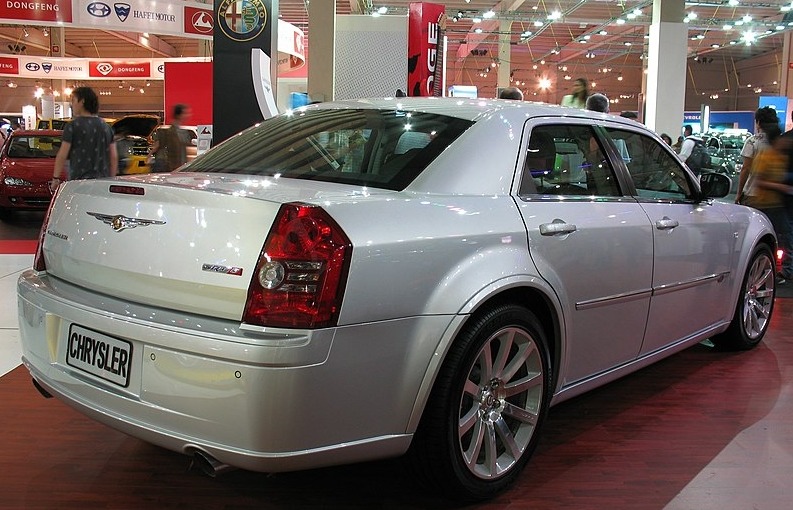 Chrysler 300C SRT8, краткая история и особенности 2 Chrysler 300C SRT8