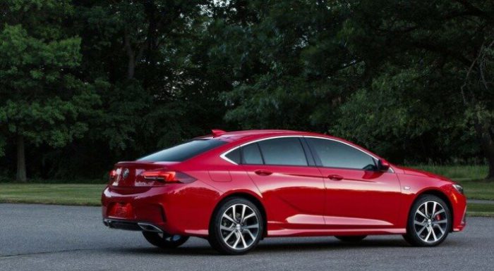 Buick Regal 2020 года 2 Buick Regal 2020