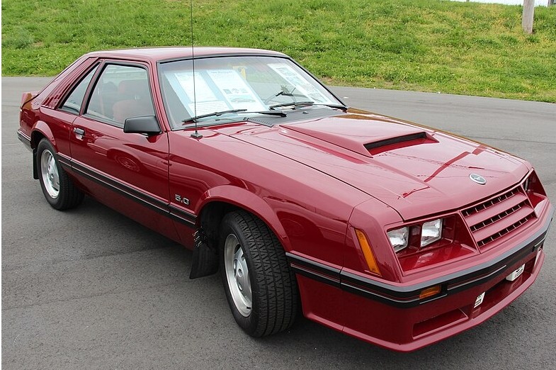 Ford Mustang GT 1982 года 1 Ford Mustang GT 1982