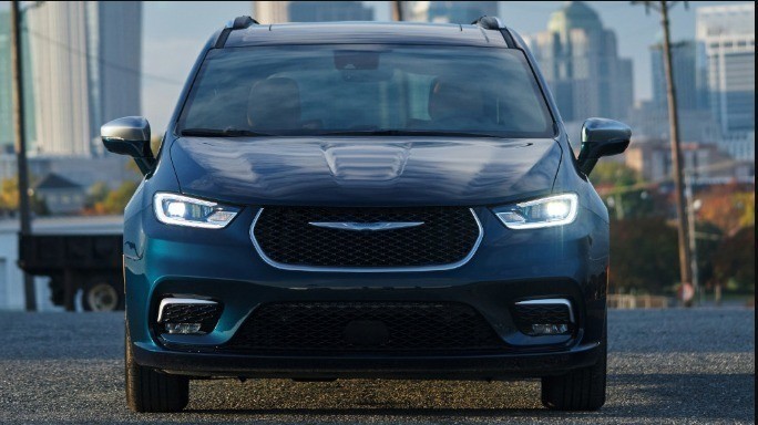 Chrysler Pacifica 2022 - обзор и факты 1 Chrysler Pacifica 2022