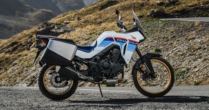 Мотоцикл Honda Transalp XL750 1 Honda Transalp