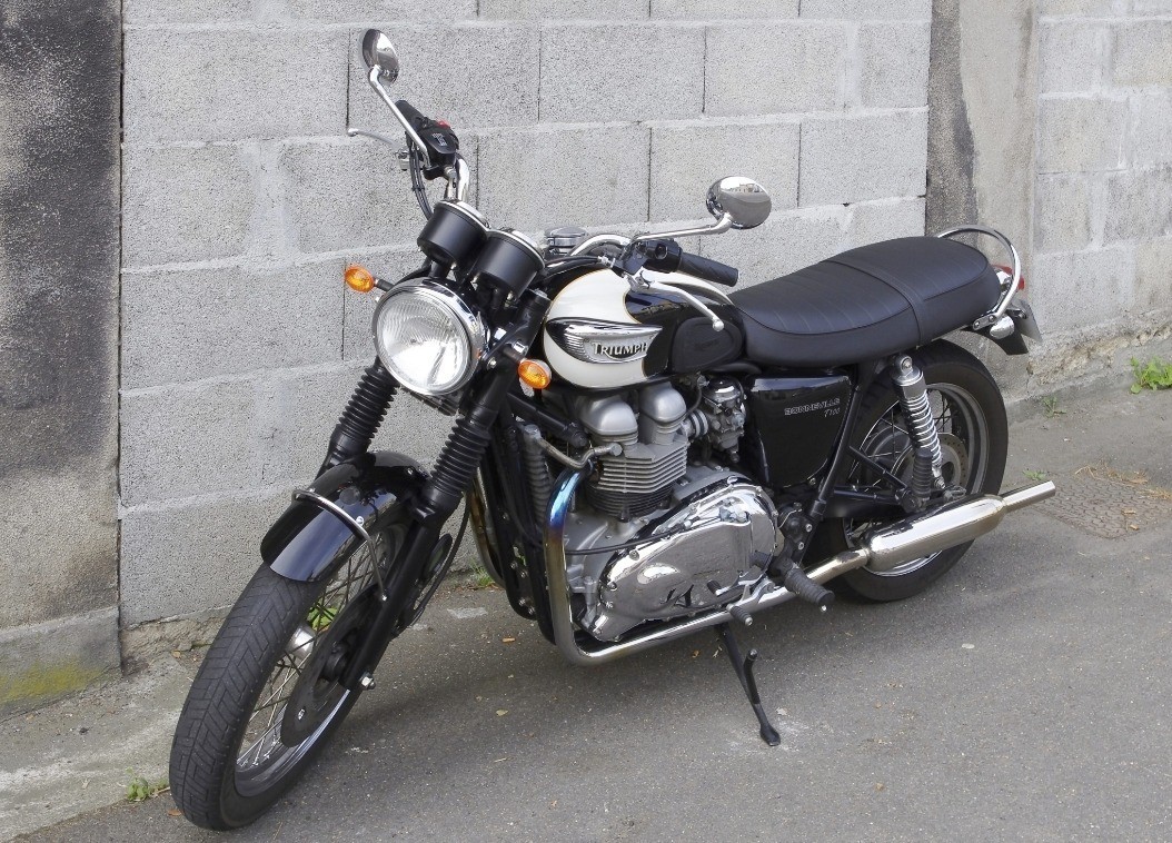 Triumph Bonneville T100