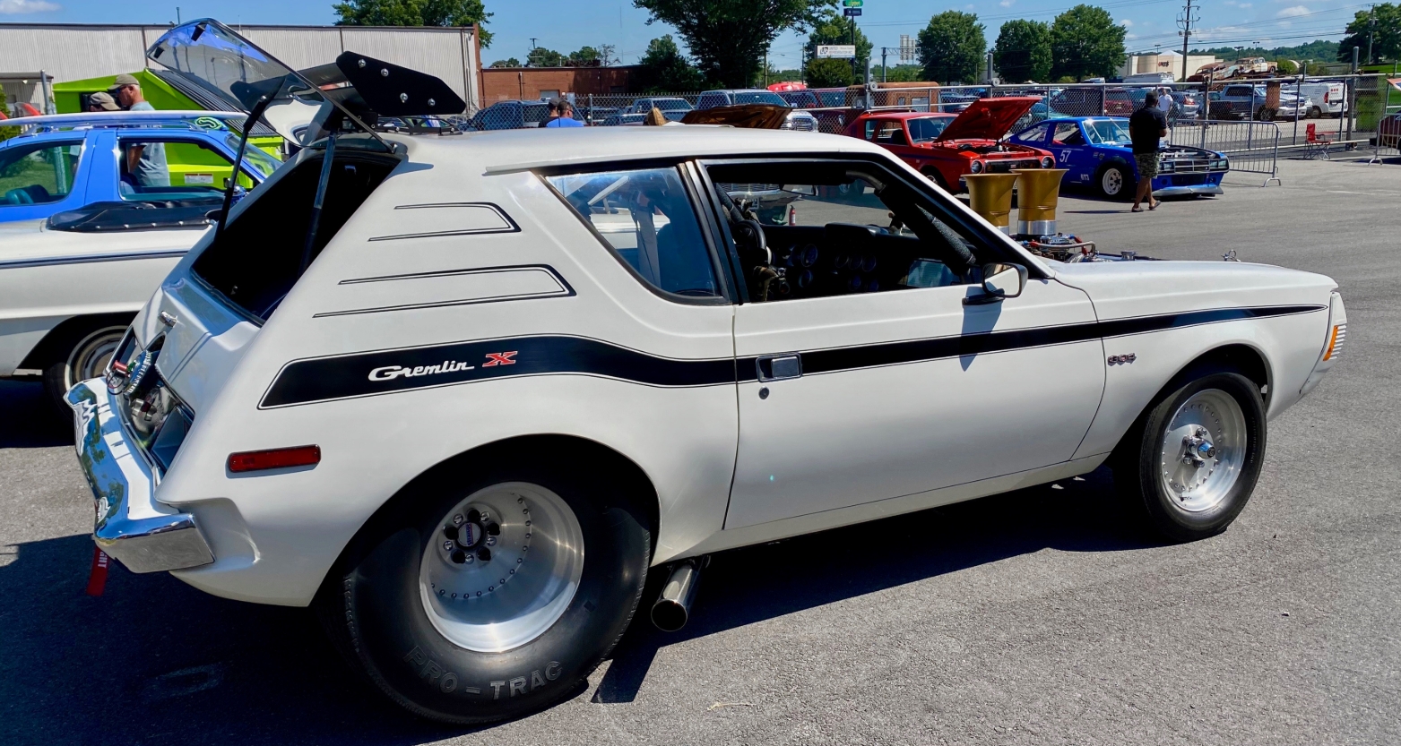 AMC Gremlin — странный, но легендарный: обзор комплектаций 1 amc gremlin